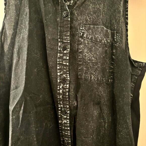 Noisy May Black Button Down Vest Top - Picture 3 of 8